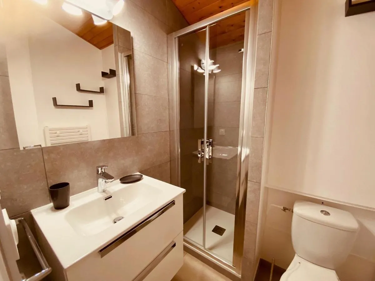 Appartement Cosy 4 Pers. Avec Balcon Et Vue A La Clusaz - Fr-1-459-218 0*,